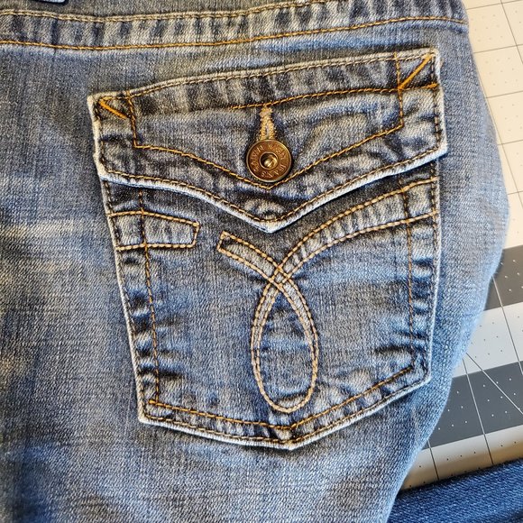 Calvin Klein Bootcut Jeans - Picture 15 of 16